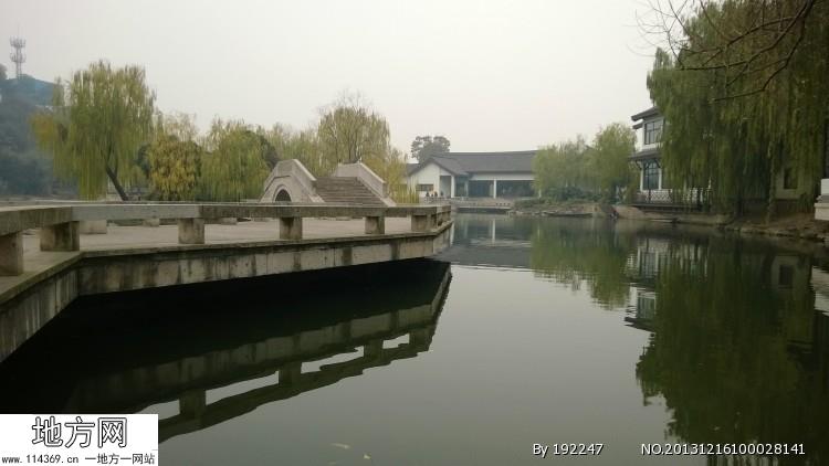 绍兴东湖 